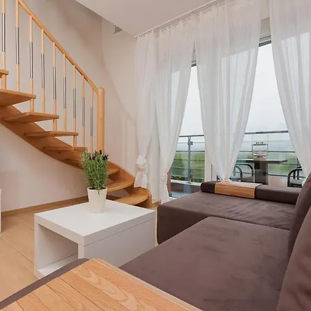 Penthouse Portowa 14 By Antar * קולובז'ג